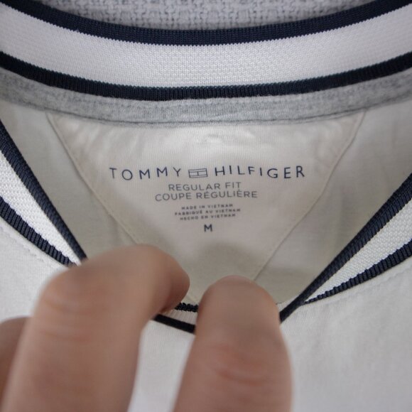 Tommy Hilfiger Embroidered Navy / White Logo Tee - Picture 4 of 7